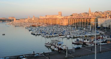 Sunrise Marseille Vieux Port1.JPG